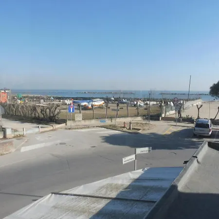 Apartment Lungomare Rif. A.15 Lido Adriano